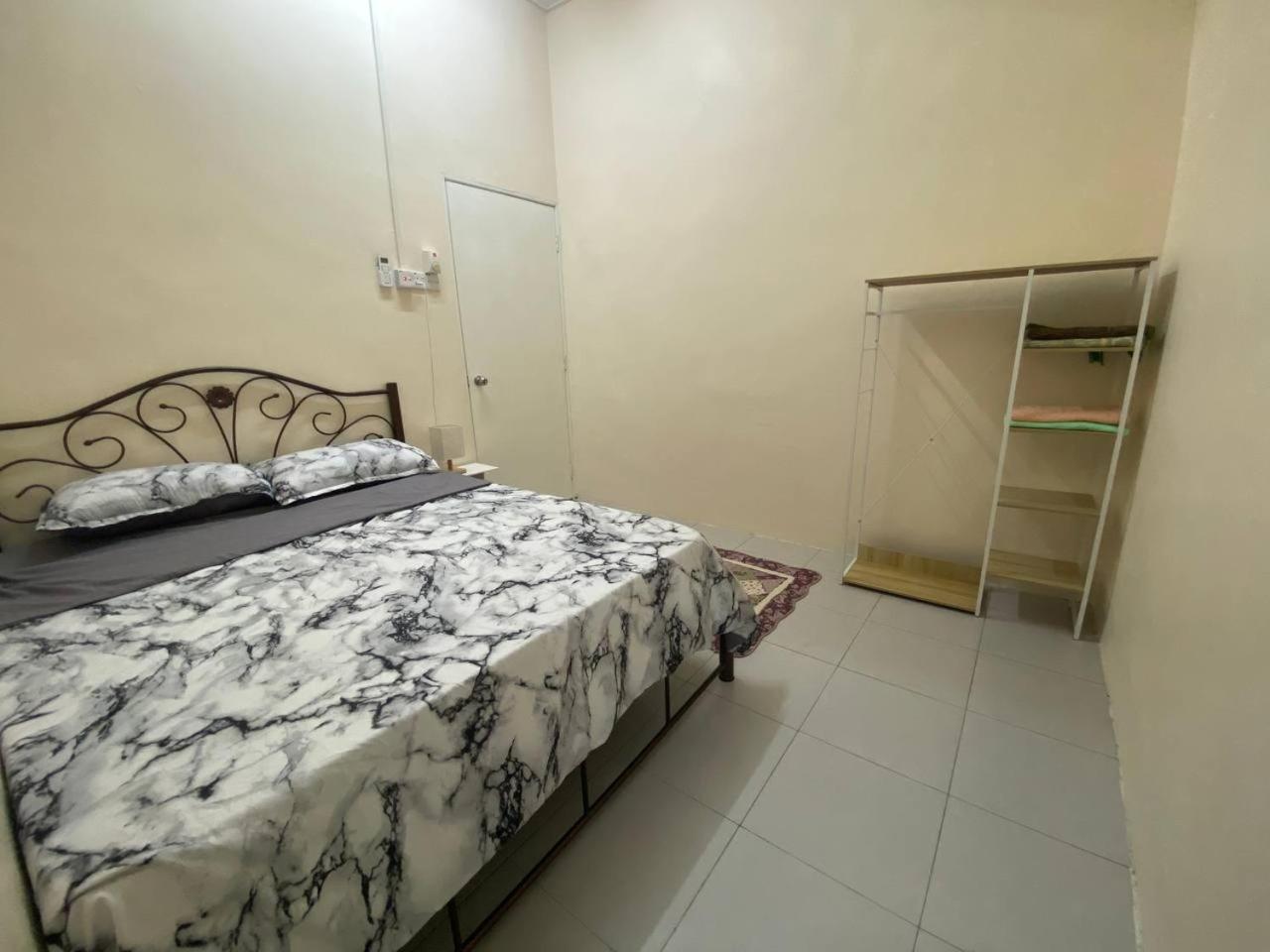 Homestay Rumoh Mok Jitra Exterior photo